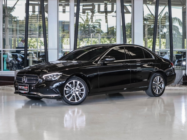 MERCEDES-BENZ E-CLASS W213 (ปี19-24) E 300e Avantgarde AT ปี 2022 ราคา 1,830,000.- (#59905RD2002)