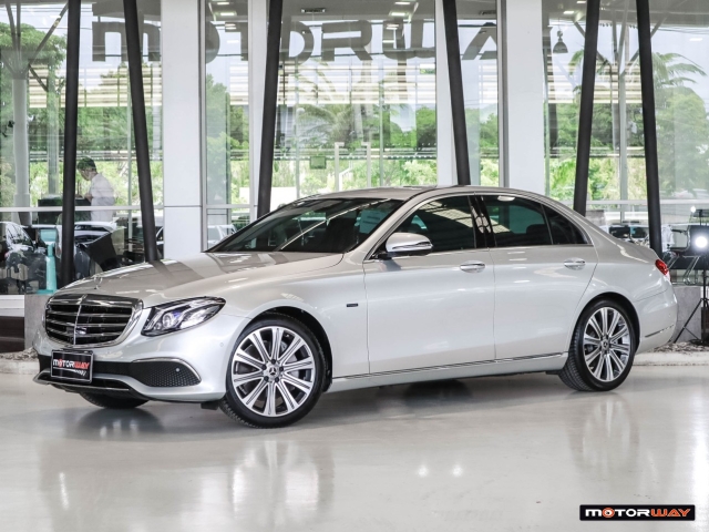 MERCEDES-BENZ E-CLASS W213 (ปี16-18) E 350e Exclusive AT ปี 2019 ราคา 1,590,000.- (#59905RH1003)