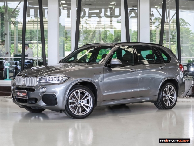 BMW X5 F15 (ปี14-17) xDrive40e M-Sport AT4WD. ปี 2022 ราคา 1,390,000.- (#59905RJ0902)