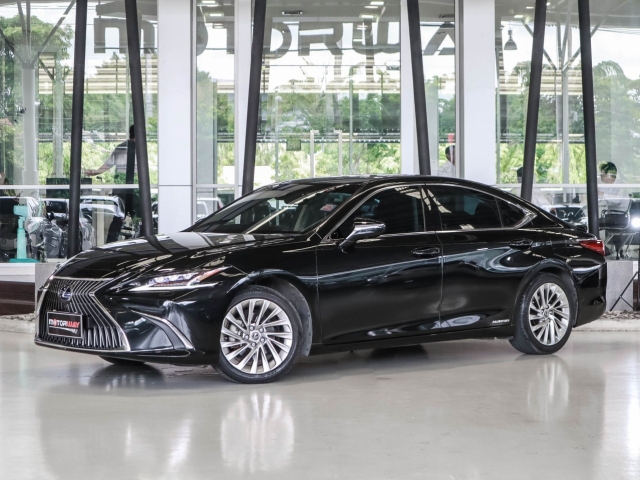 LEXUS ES 300h โฉมปี (18-ปัจจุบัน) Premium AT ปี 2019 ราคา 2,190,000.- (#59905RM0304)