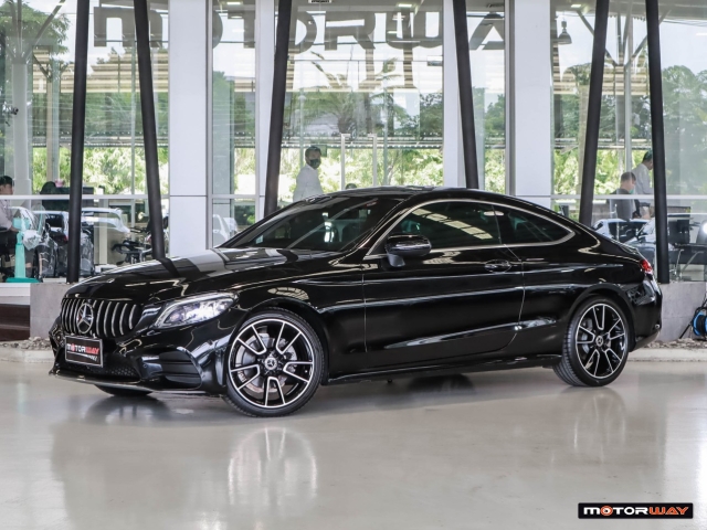 MERCEDES-BENZ C-CLASS W 205 (ปี14-21) C 200 2.0 AMG Dynamic Coupe AT ปี 2021 ราคา 2,190,000.- (#59905RO0801)